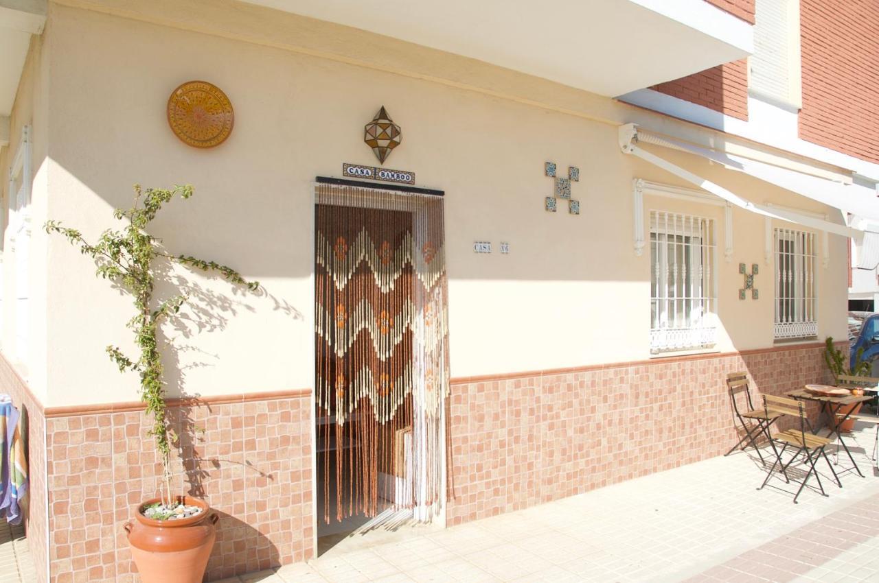 Casa Bamboo Apartment Torre Del Mar Luaran gambar