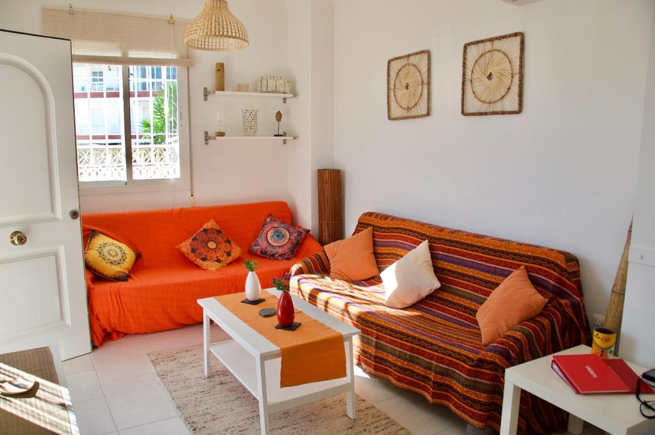 Casa Bamboo Apartment Torre Del Mar Luaran gambar